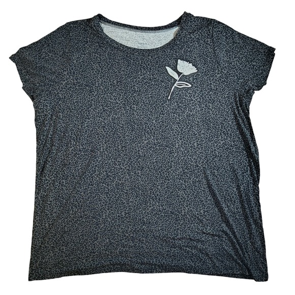 Torrid Mollie Gray Animal Print Sequin Flower Plus Size Tee Top Torrid size 3 - Picture 1 of 9